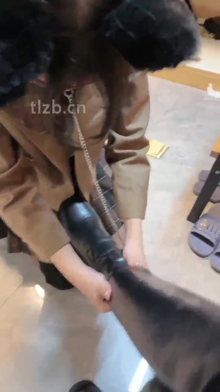 尤物大大 极品校花变女奴