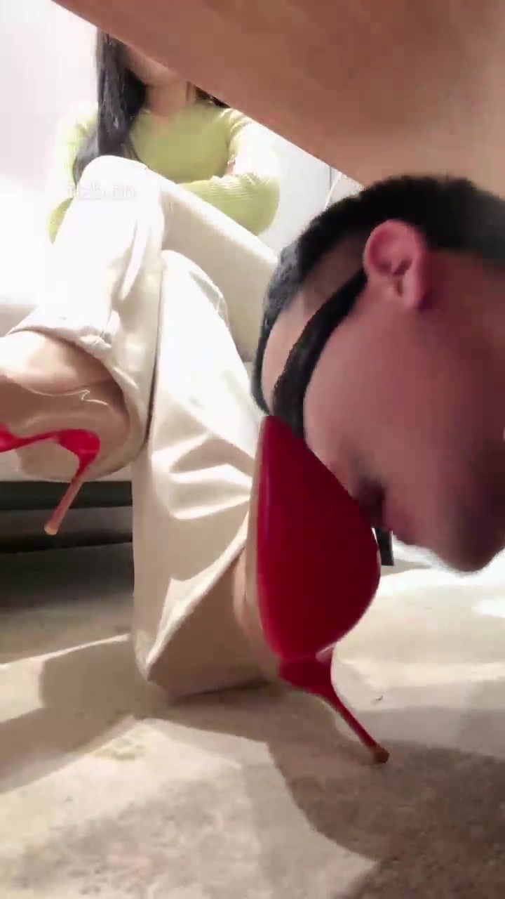 小X大王 元旦之夜玩狗奴