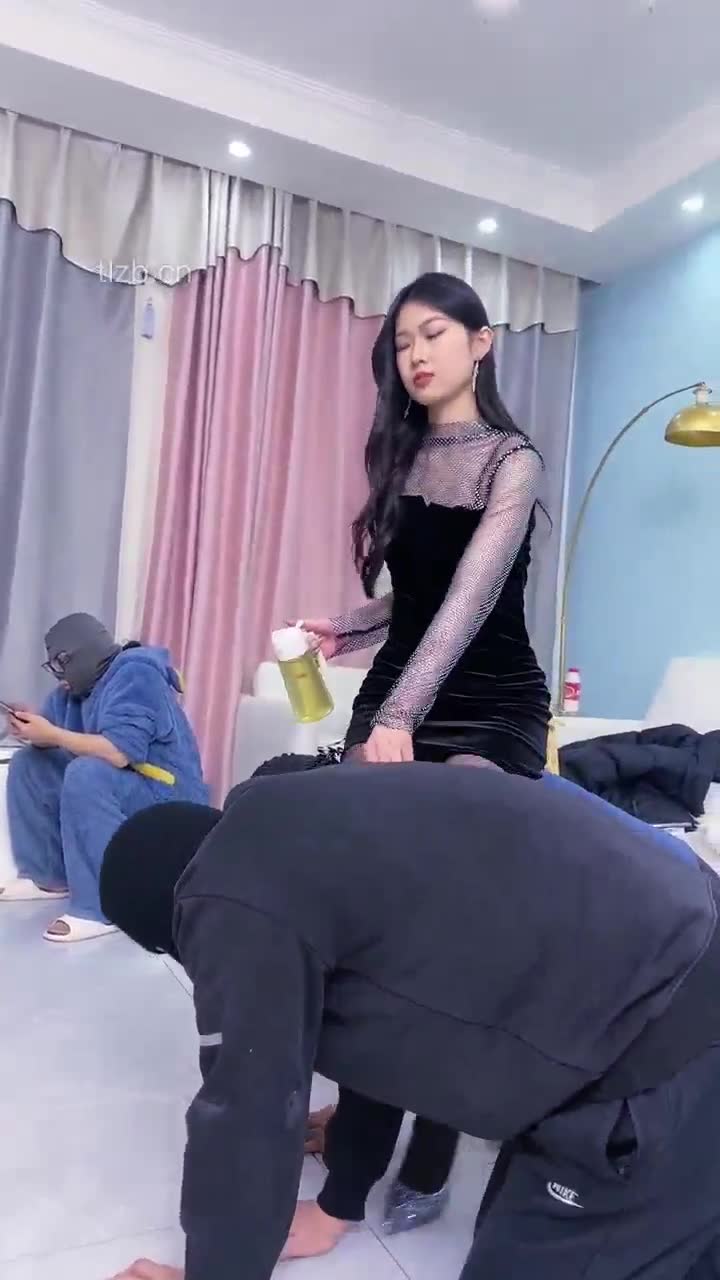 银儿 不留余地的调教