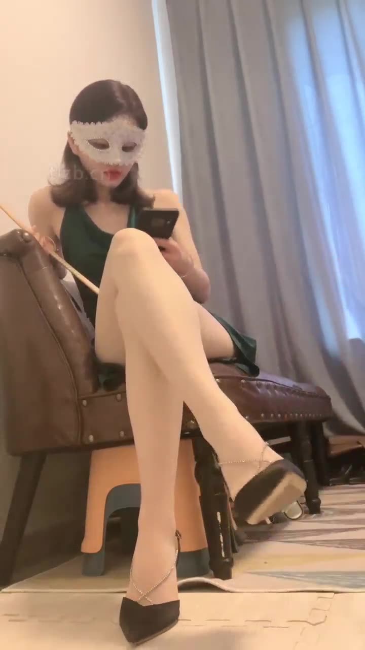 成都女王DSisley 训奴舔脚
