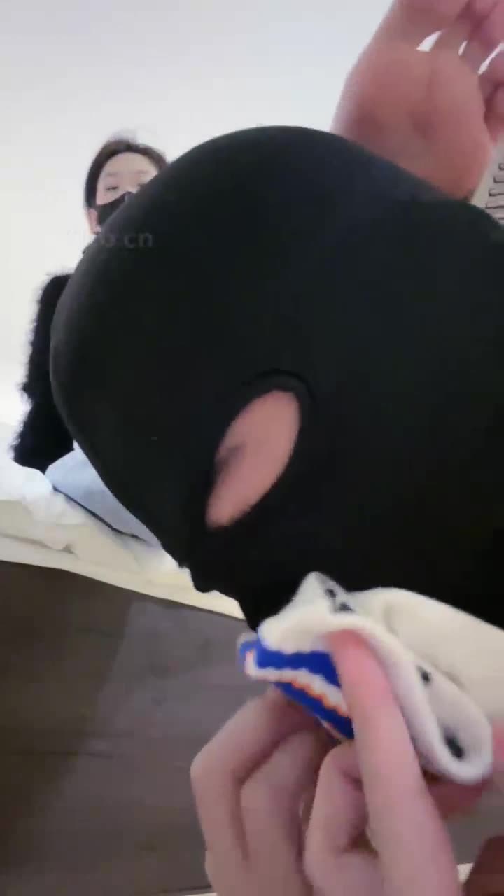 陈莹斯 呕吐加浓痰