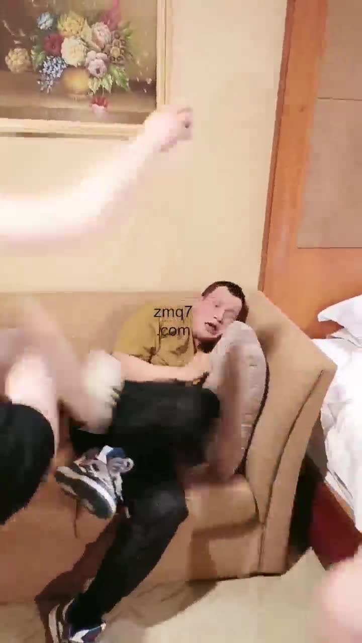 虞大大 500耳光 踢裆暴力场