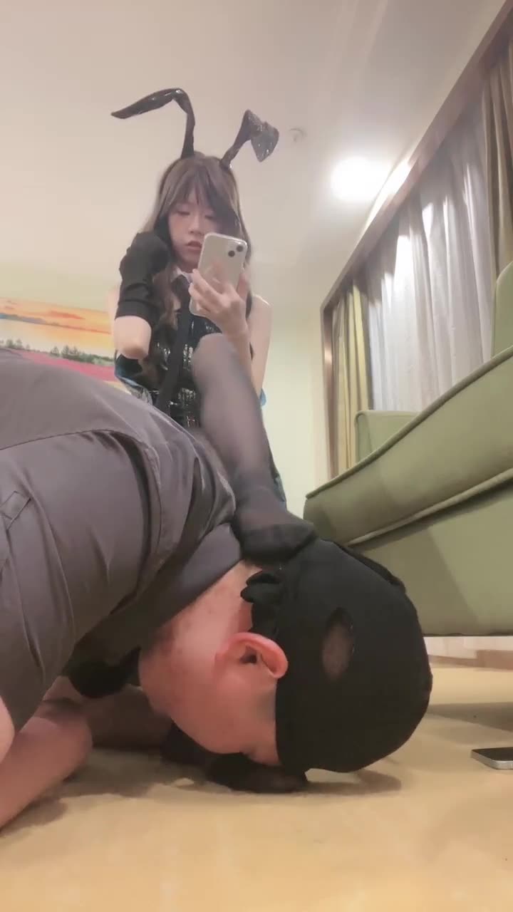 小奈大人 兔女郎调教场