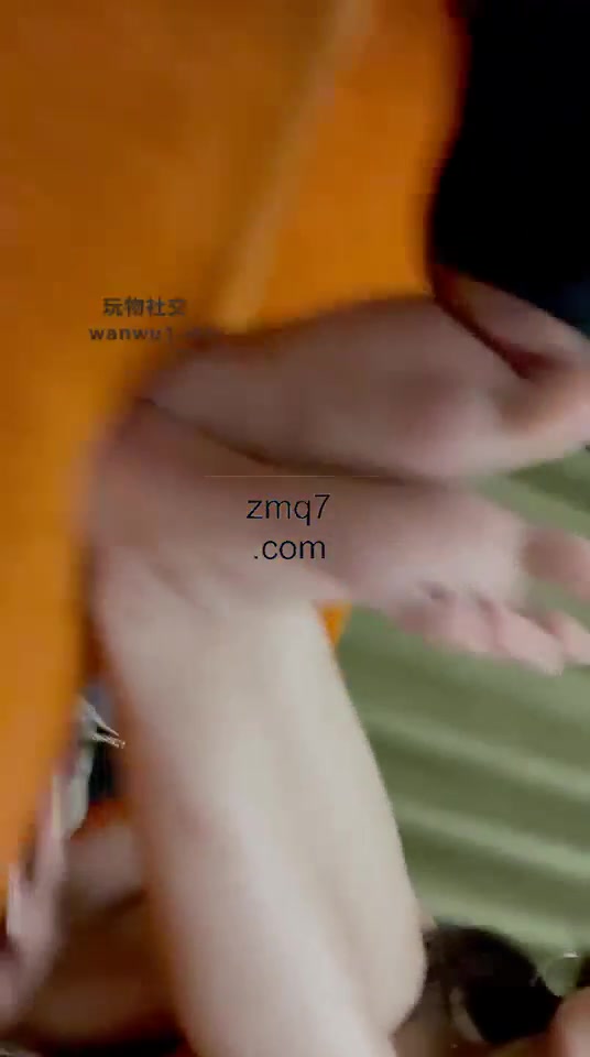 LL77 滴蜡 踢裆