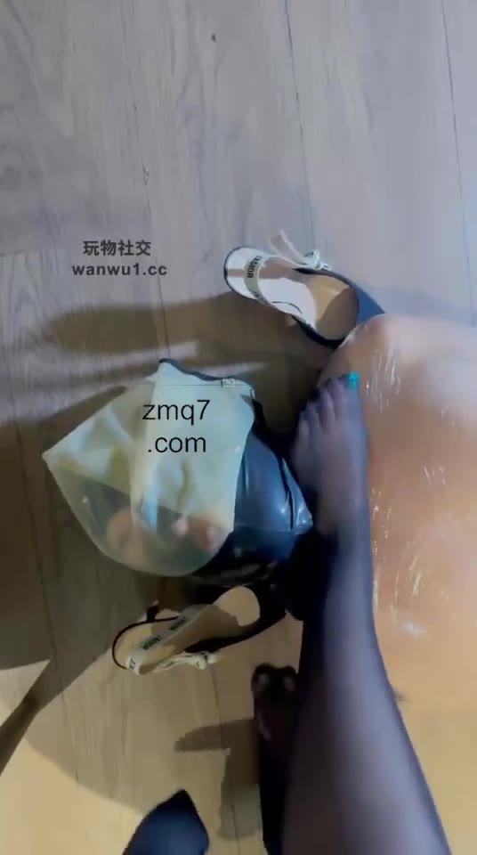 楠熙 强制窒息 喝圣水