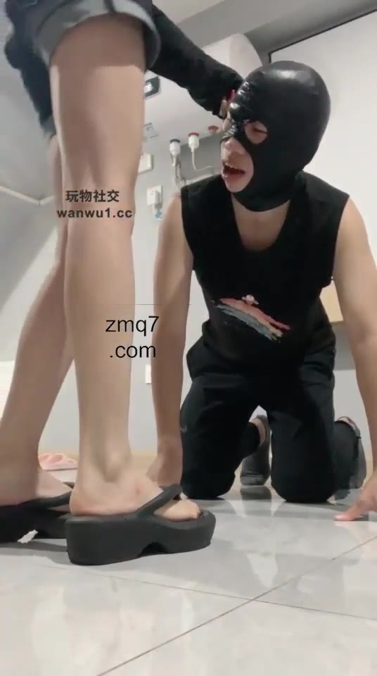 LL77 调教大嘴狗