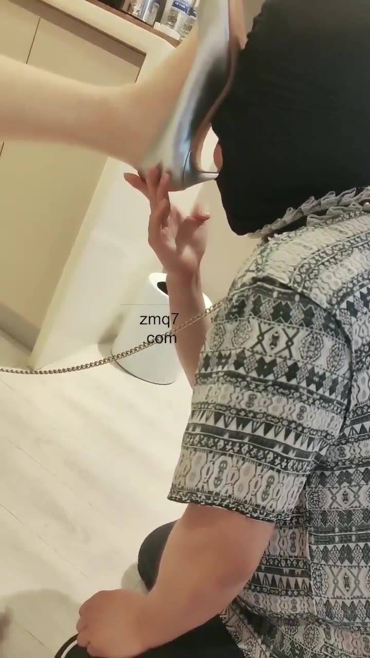青岛情侣主 玩狗子