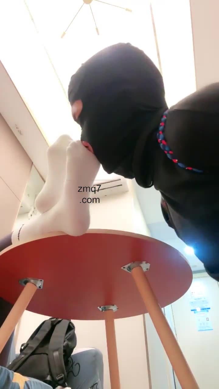 美娜格格 刁难老板