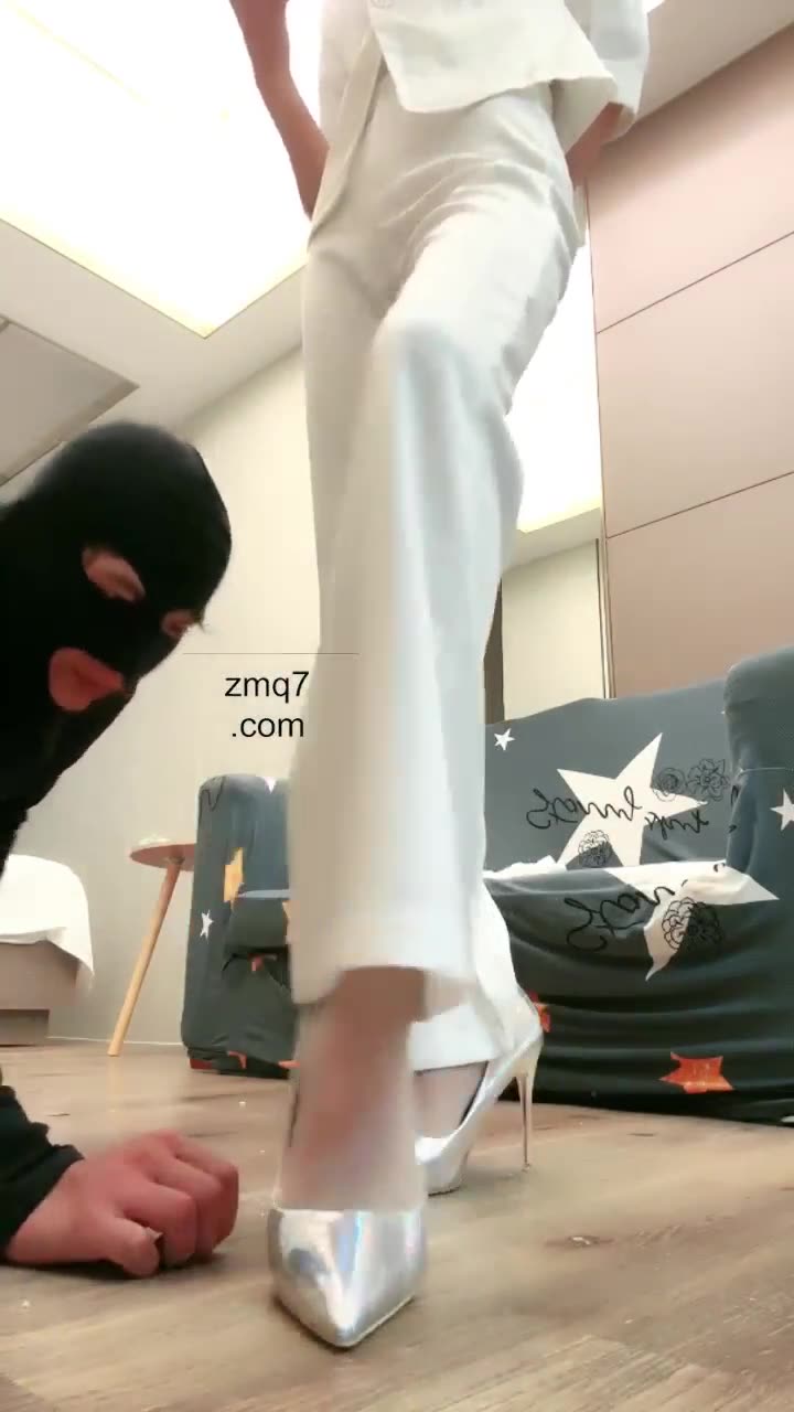 美娜格格 高贵千金与卑微乞丐
