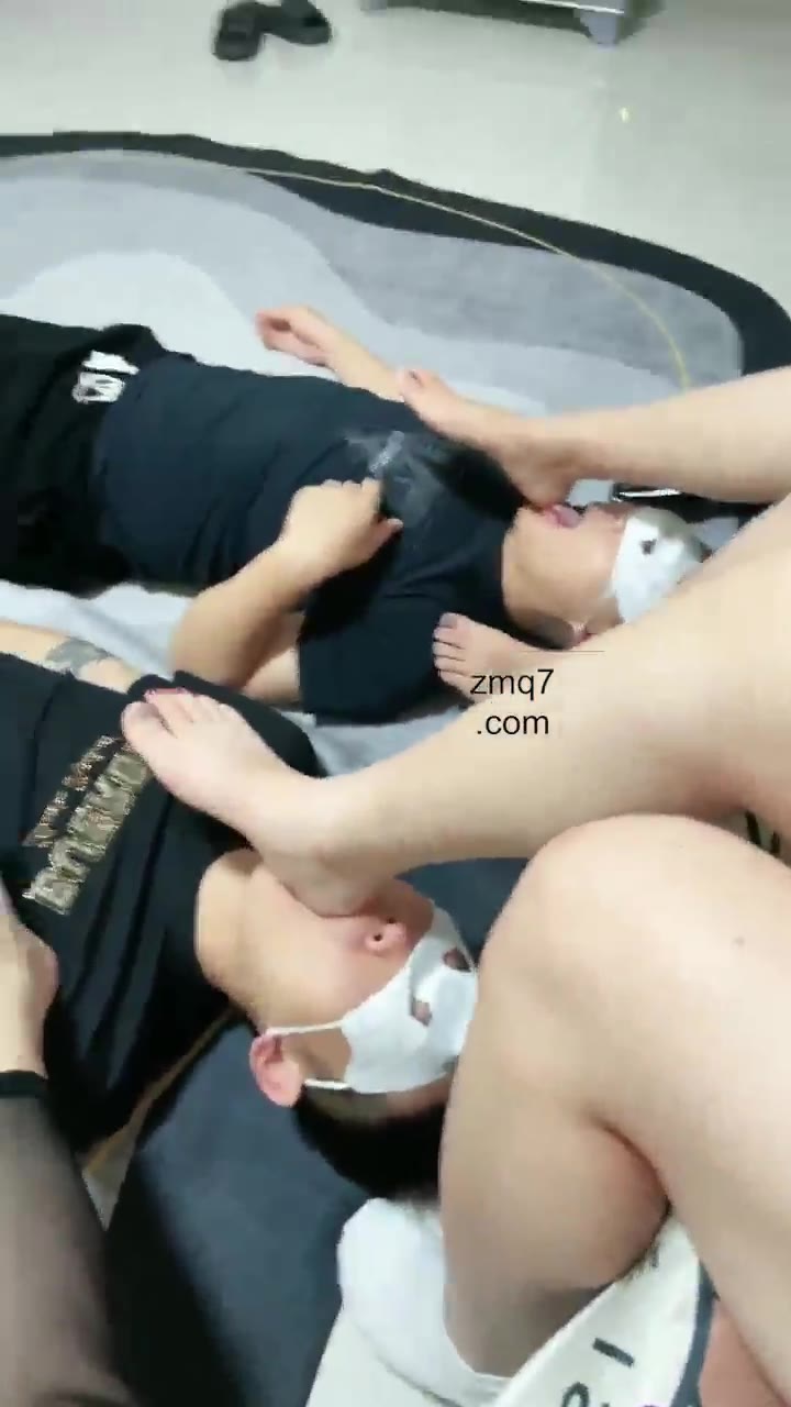尤黎 奴下奴