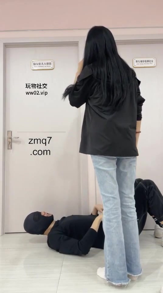 狗哥 最喜欢的踢裆