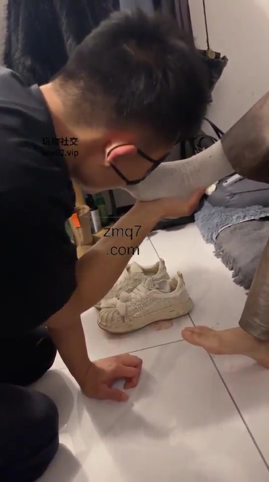 玥野兔 国庆玩狗