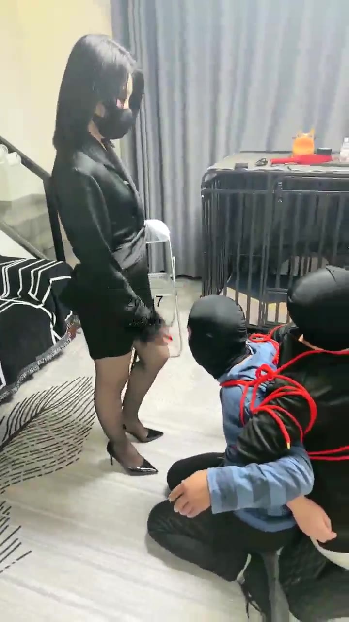 梦露 双主游戏