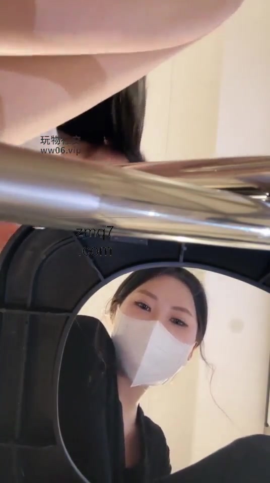 婏婏 马桶多视角 折磨