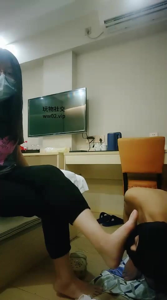 奇了怪了 狂揪耳朵耳光深喉