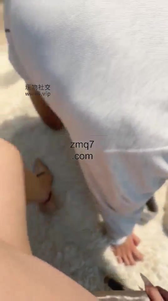 UUs 手榨 舌舔 踢裆