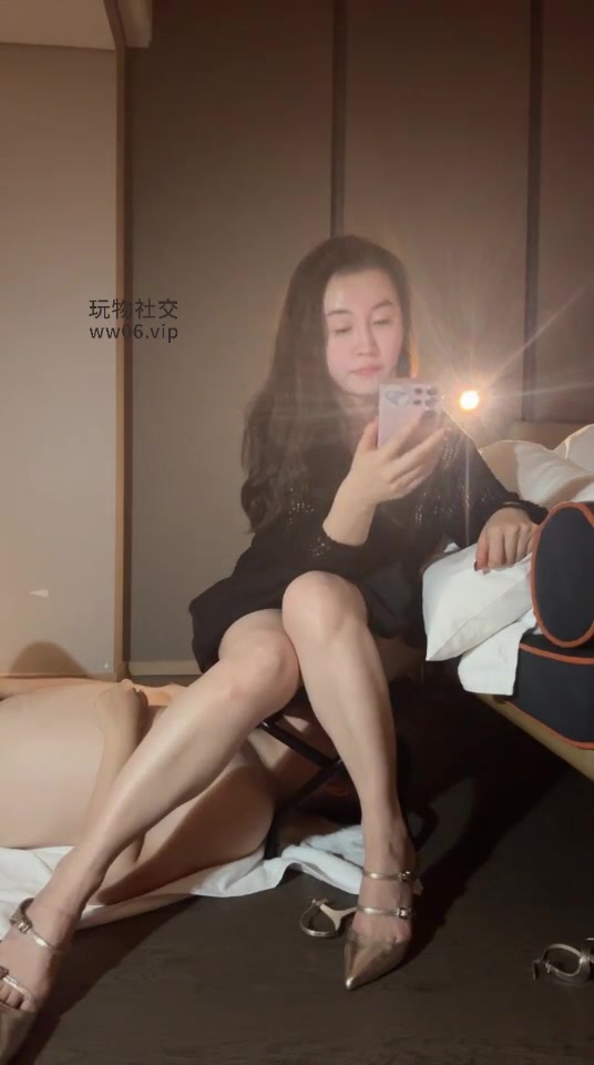 上海金融 狗奴又来当马桶了