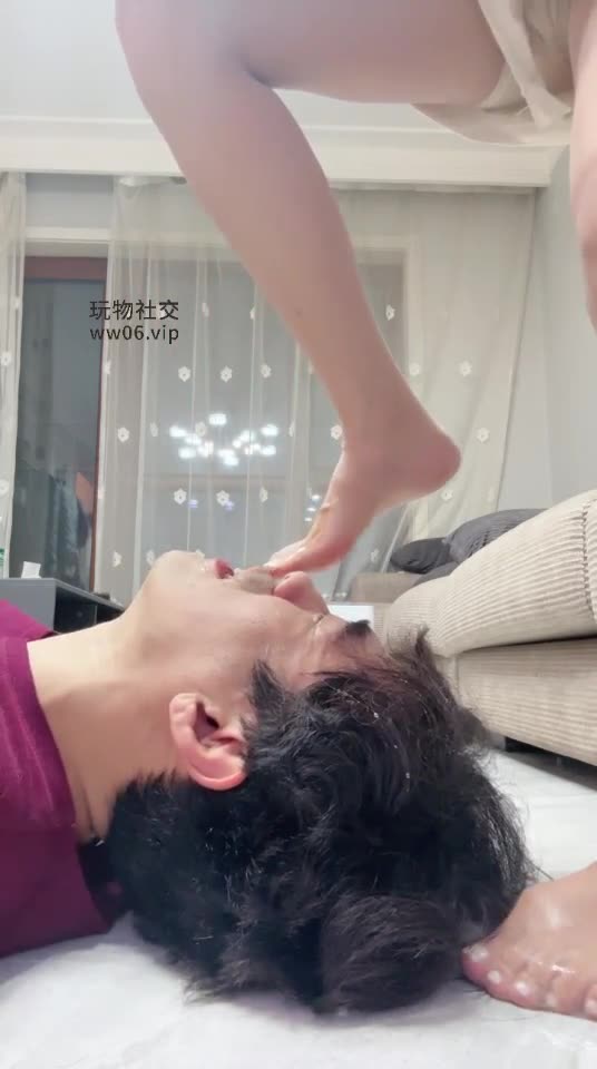 樱木花椒 肉丝袜脚深喉