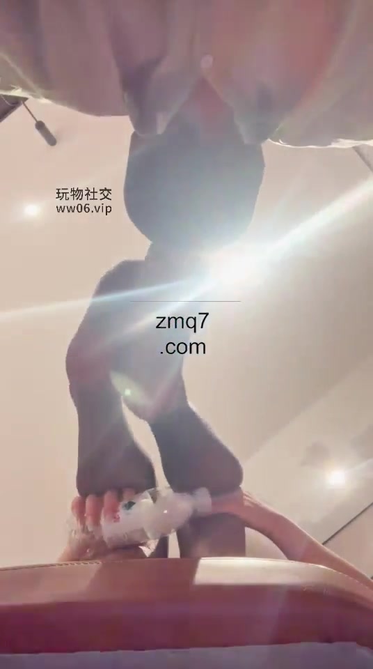 甜心教主 香水圣水闻裆舔鞋舔丝