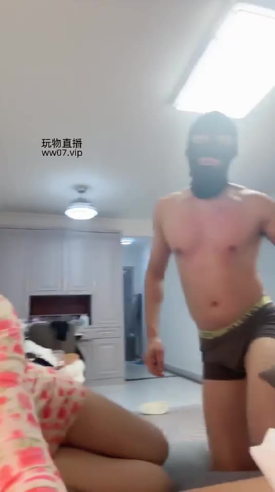 丫丫 好燥热啊