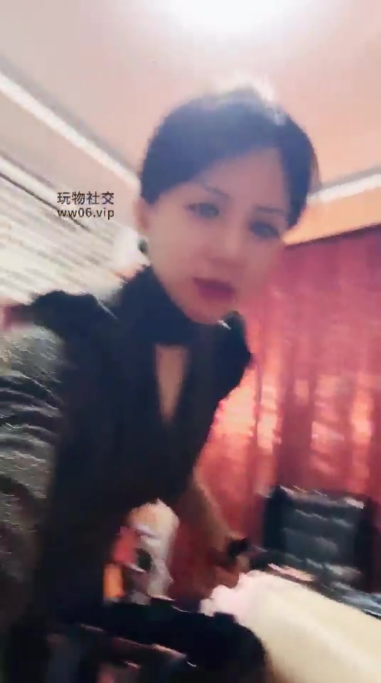 冷颜 粗口爆艹骚母狗