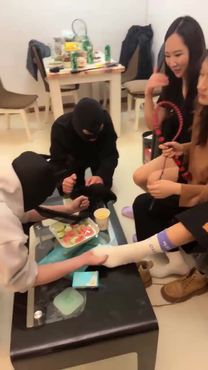 文文 三S调教恋足狗