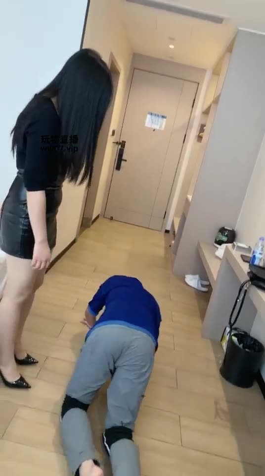 梵高 被坐脸 窒息