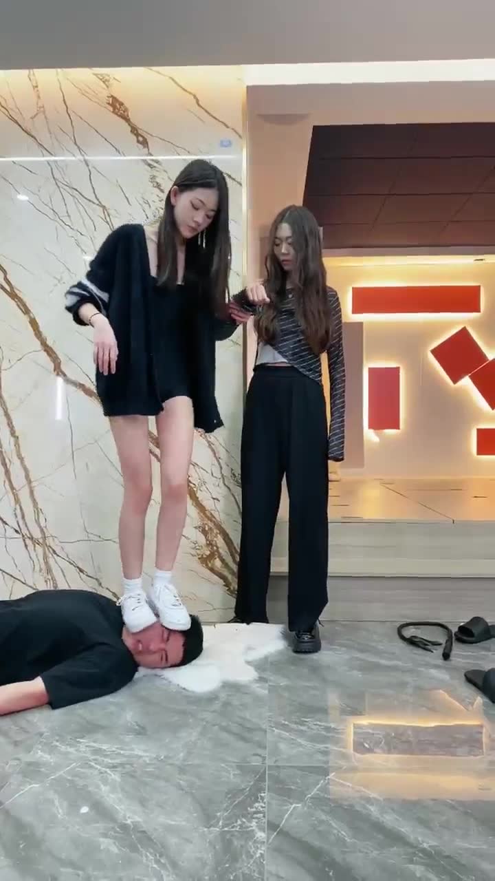 银儿 极度虐狗