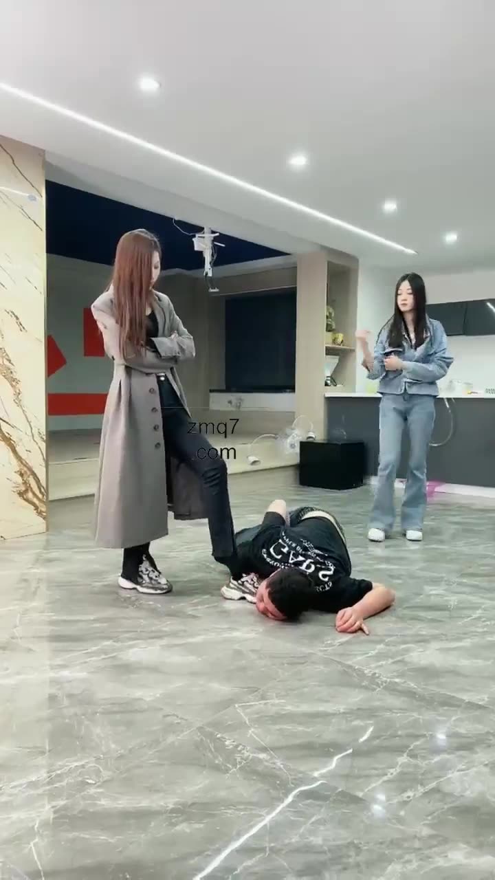 银儿 贱货全程被压迫
