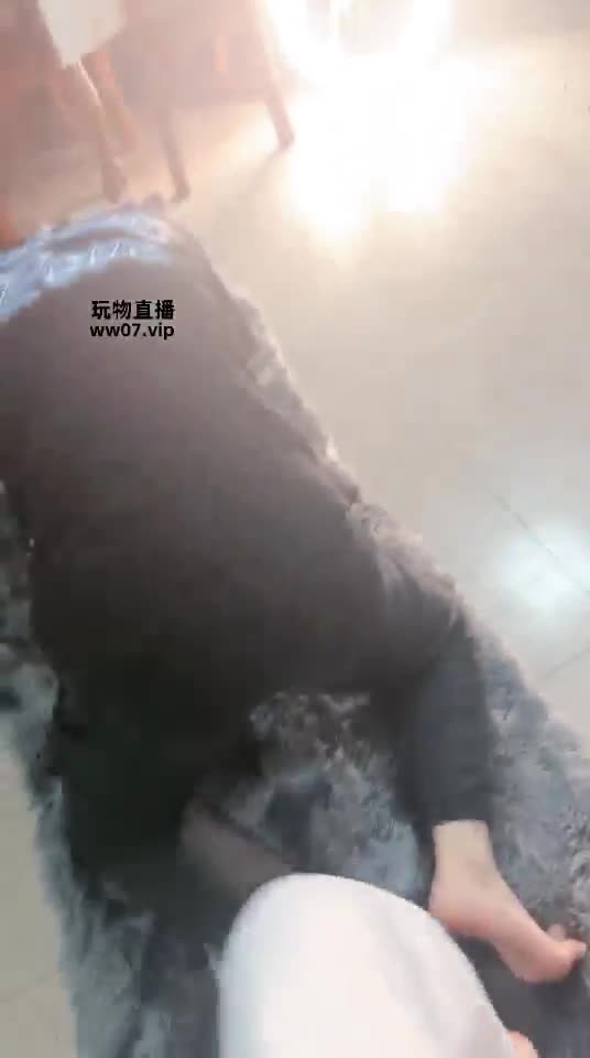 甜音 兴奋的歹徒