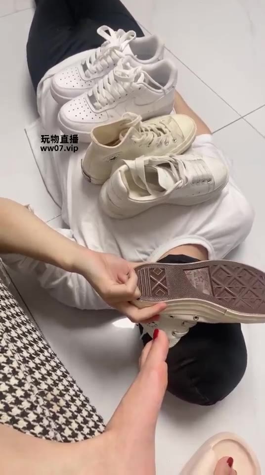 甜一 清理鞋子