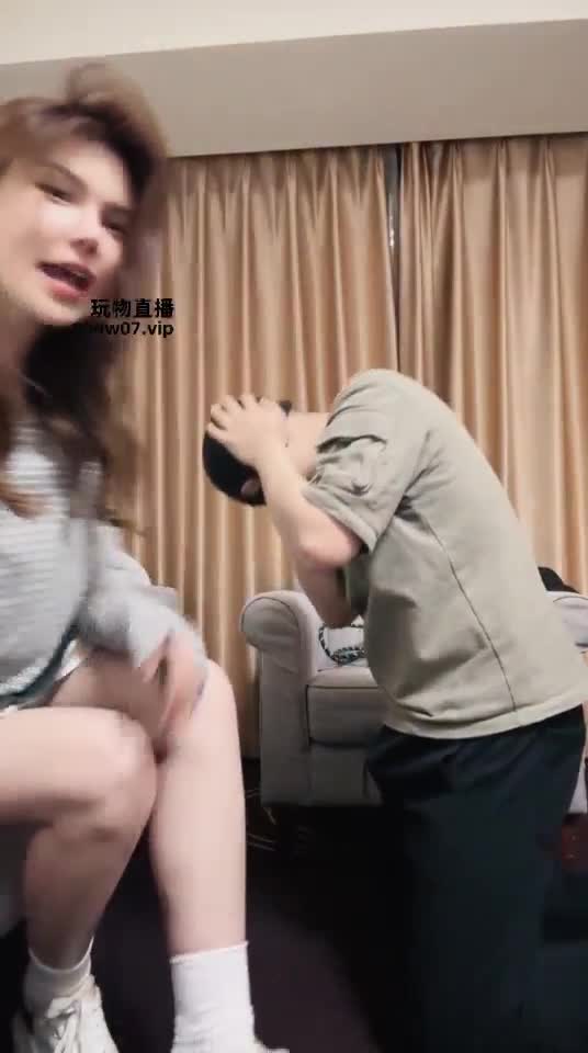 v