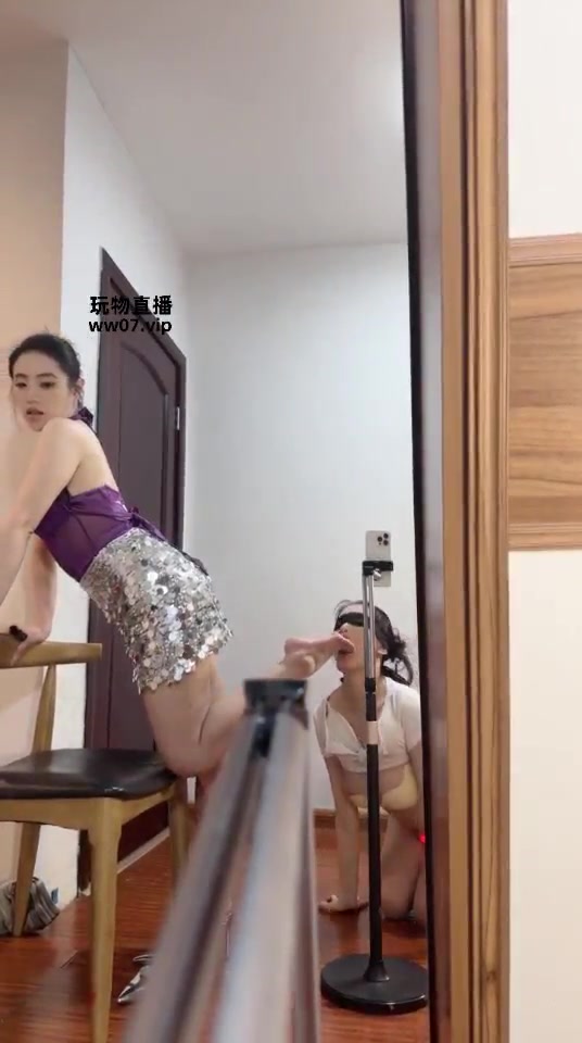 反差楠熙 深夜调教母狗 各种玩法