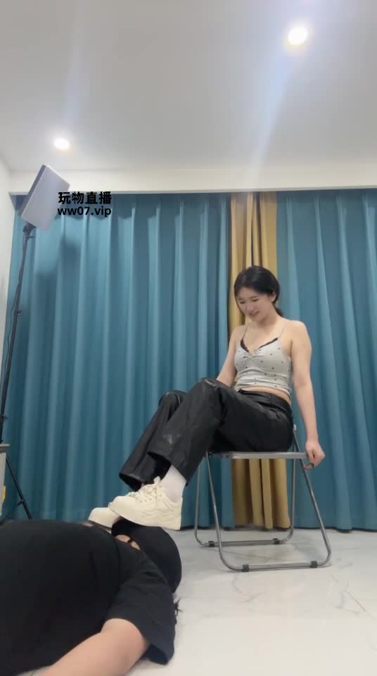 素人挖机 开发美甲素人