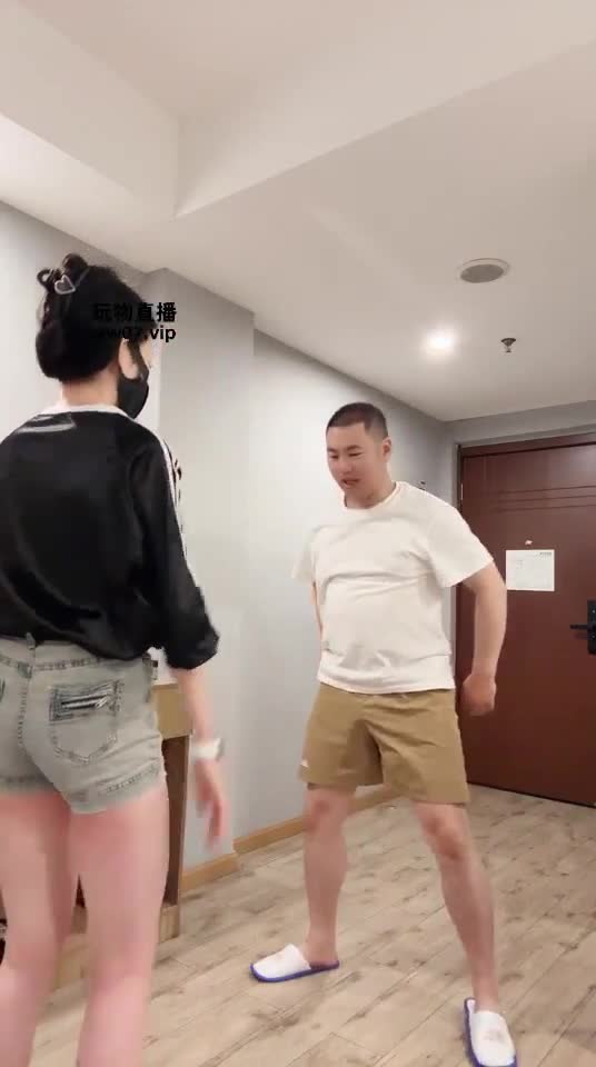 婉儿 爆揍胖虎