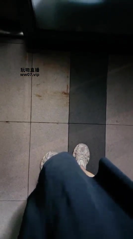 万华 调教女奴 户外