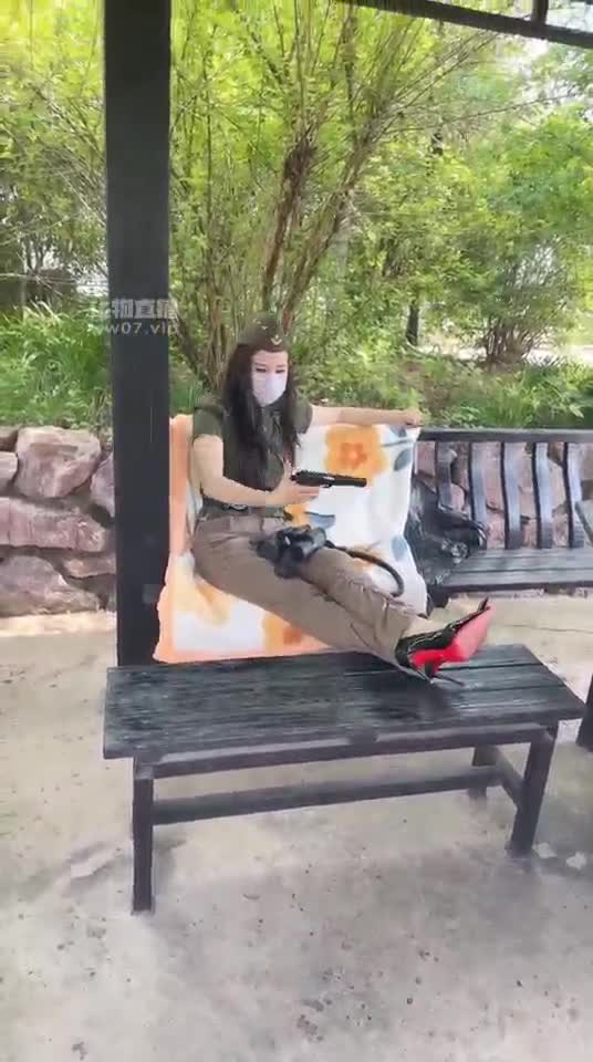 小奕 军统的教育