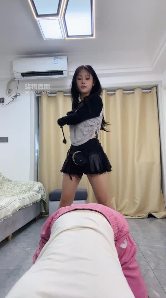 狗哥 开发了一个天生的S