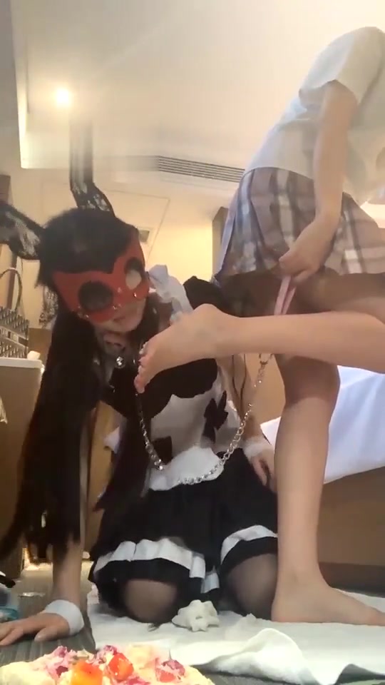 v