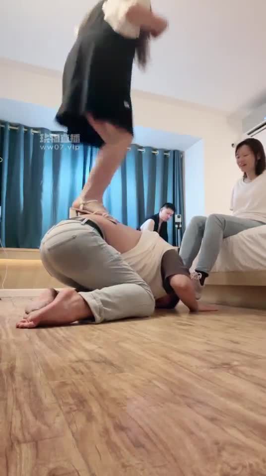 黑兔 重度二百下
