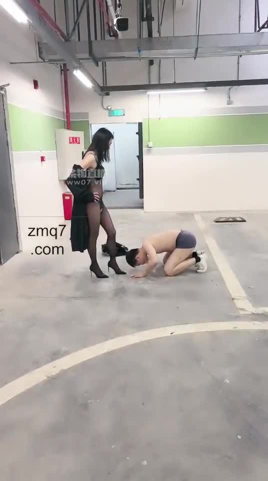 嘤嘤 户外调教天花板