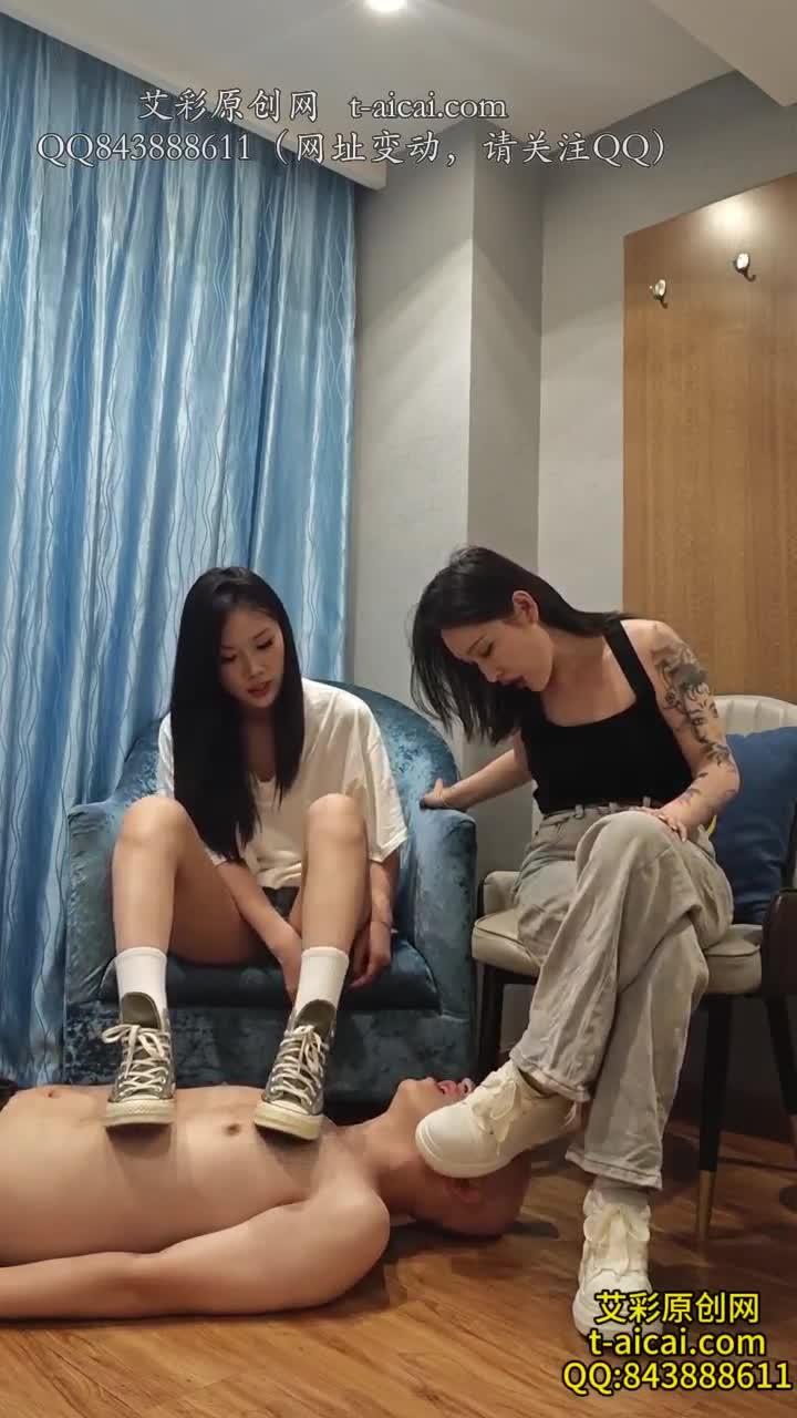 沐夏大大 和闺蜜椰酱玩弄小m