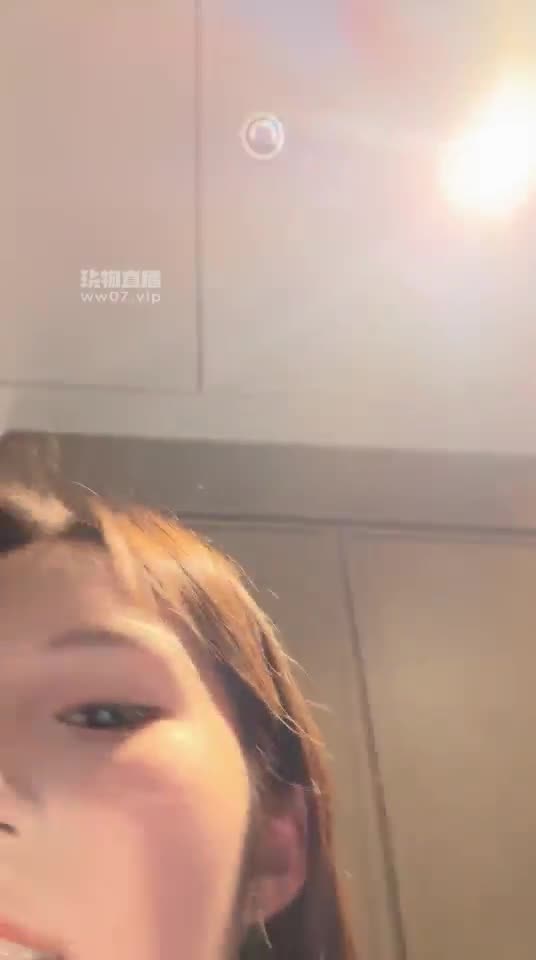 阿芙乐儿 皮靴黑丝虐