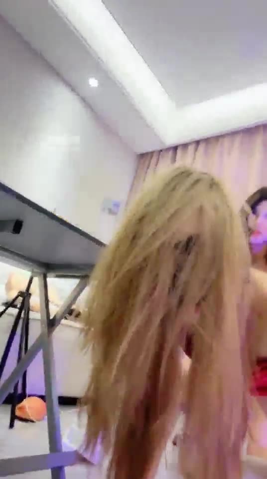 橙宝 06骚母猪主动求 玩爆绿帽