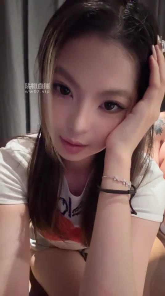 小兔牙 兔子直播