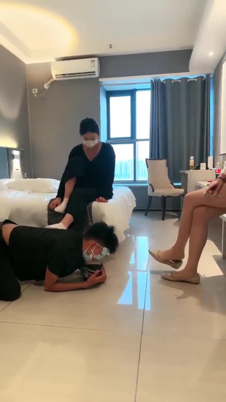 esse殿下 带素人调教贱狗