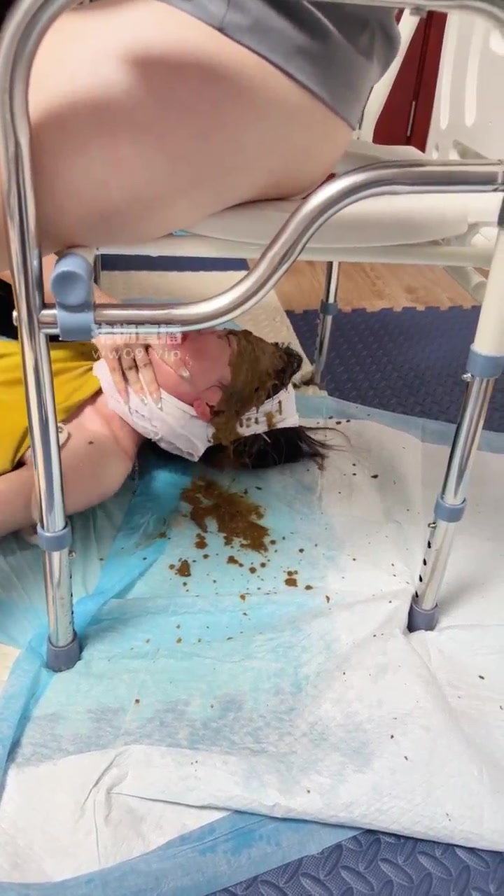 琴月 双S 运动后原味鞋袜强制虐闺蜜