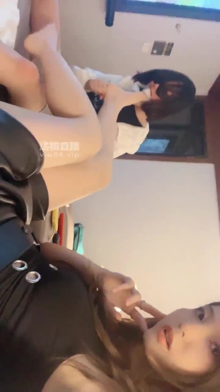 倪小主 足疗店开发女奴