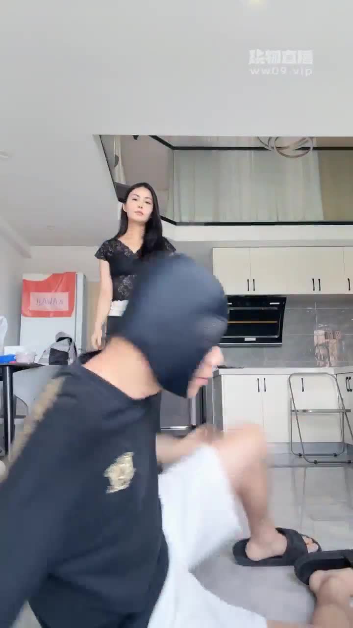 狗哥 开发百万女网红