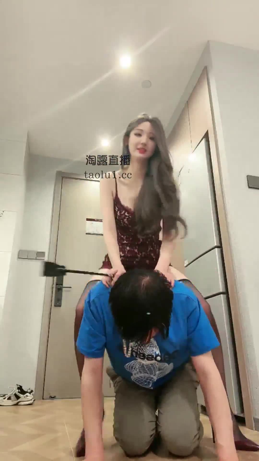 司宁青 继母是女王